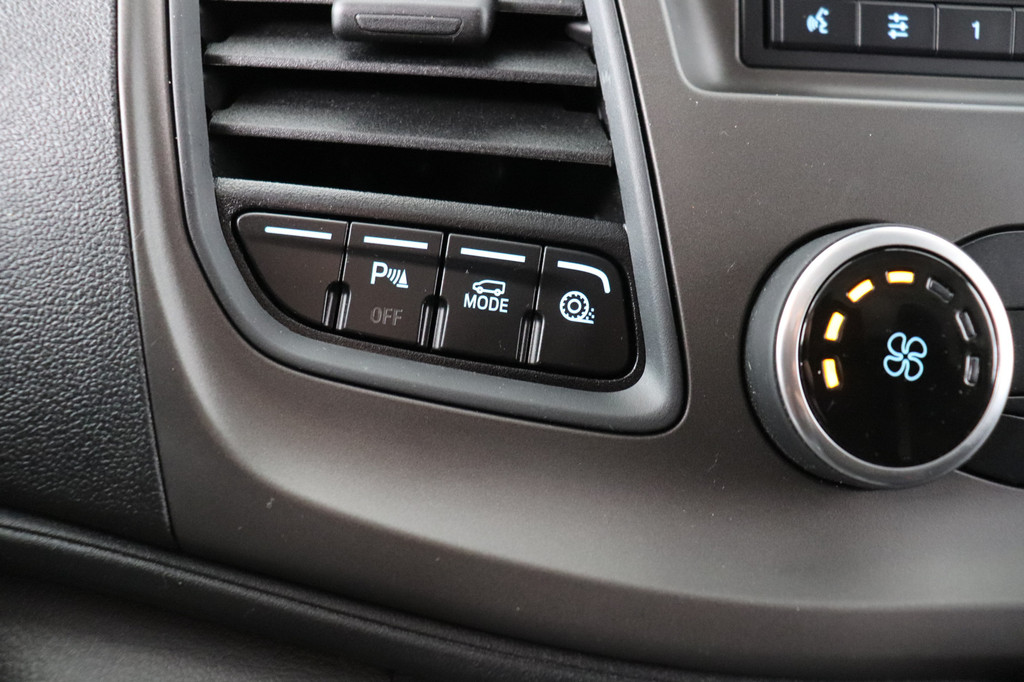 Ford Transit Custom 2.0 TDCI 130PK L2 Automaat EURO 6 - Airco - Cruise - PDC - ⬠16.950,- Excl. 20