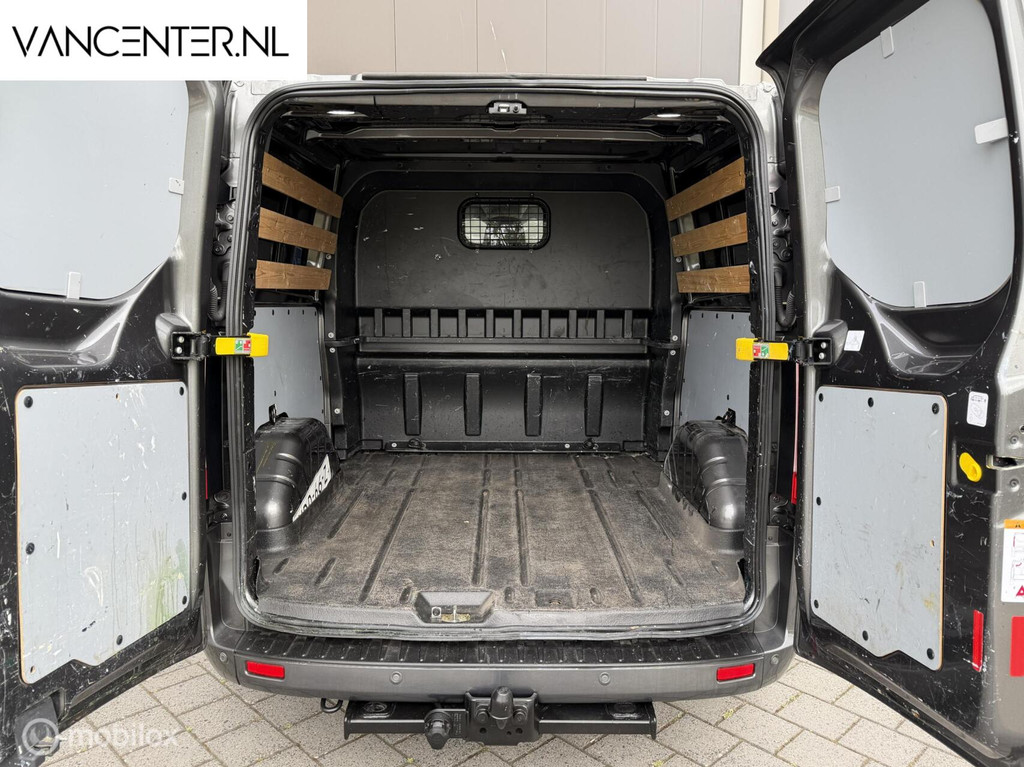 Ford Transit Custom 2.0 TDCI 130PK L2 DC Apple Carplay 2 Sch 19