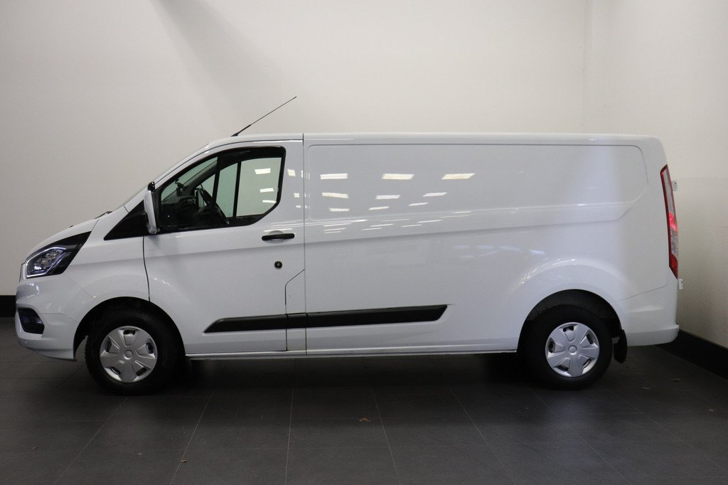 Ford Transit Custom 2.0 TDCI 130PK L2 EURO 6 - Airco - Cruise - Camera - € 13.950,- Excl. 8