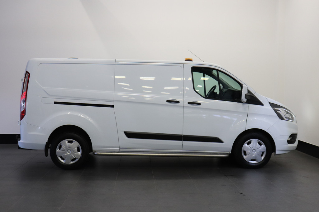 Ford Transit Custom 2.0 TDCI 130PK L2 EURO 6 - Airco - Cruise - PDC - €11.950,- Excl. 11
