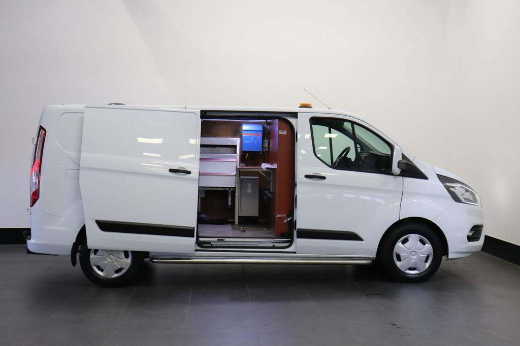 Ford Transit Custom 2.0 TDCI 130PK L2 EURO 6 - Airco - Cruise - PDC - €11.950,- Excl. 12