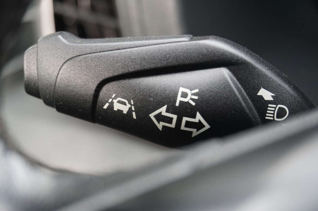 Ford Transit Custom 2.0 TDCI 130PK L2 EURO 6 - Airco - Cruise - PDC - â¬16.950,- Excl. 16