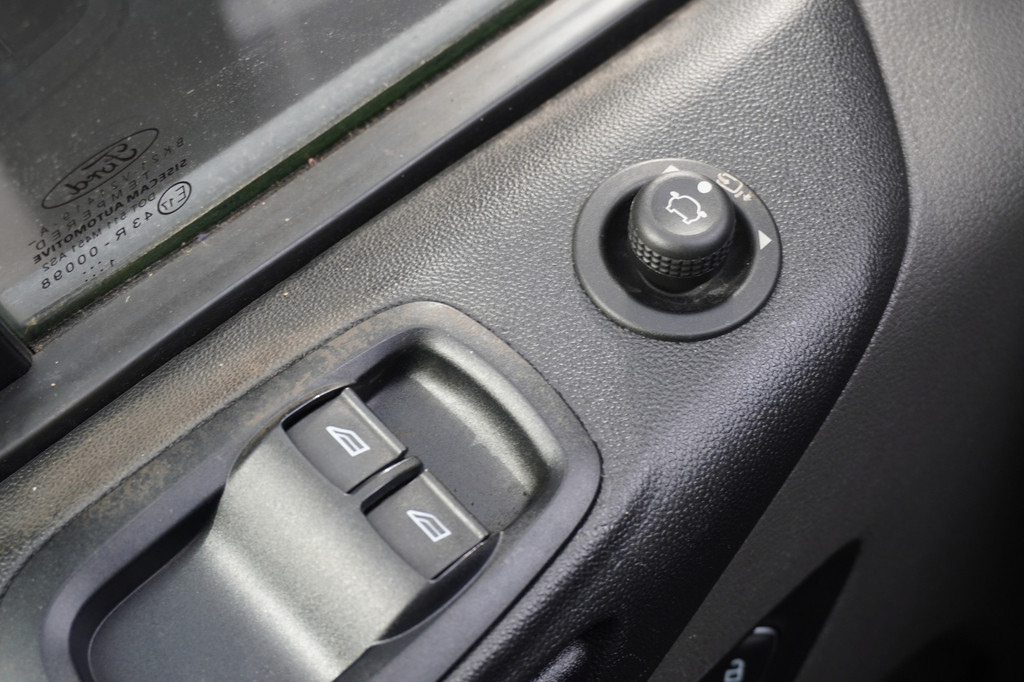 Ford Transit Custom 2.0 TDCI 130PK L2 EURO 6 - Airco - Cruise - PDC - â¬16.950,- Excl. 18