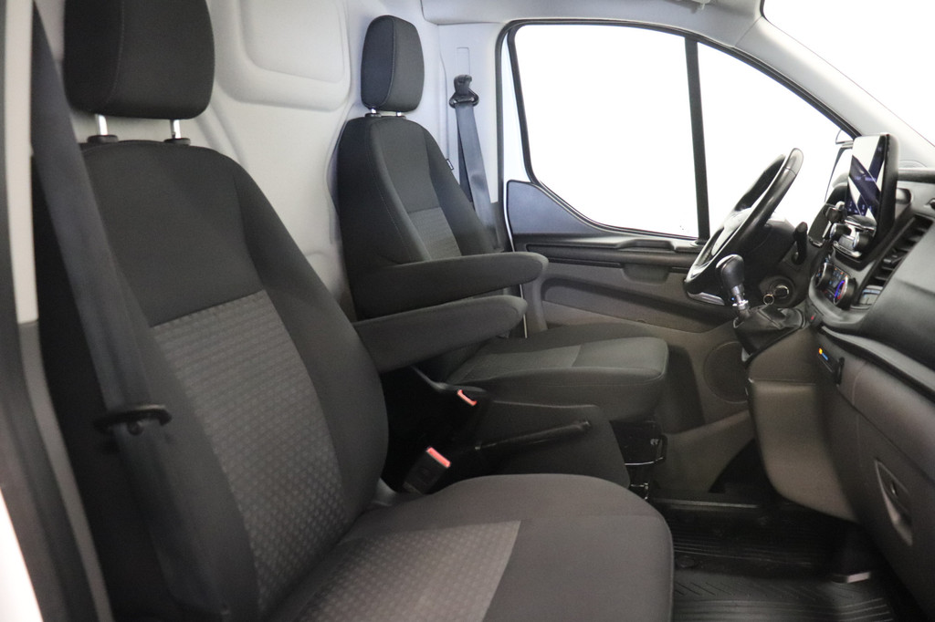 Ford Transit Custom 2.0 TDCI 130PK L2 EURO 6 - Airco - Cruise - PDC - € 17.499,- Excl. 11