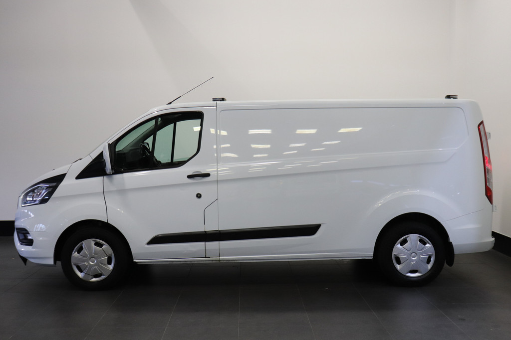 Ford Transit Custom 2.0 TDCI 130PK L2 EURO 6 - Airco - Navi - Cruise - €12.950,- Excl. 10