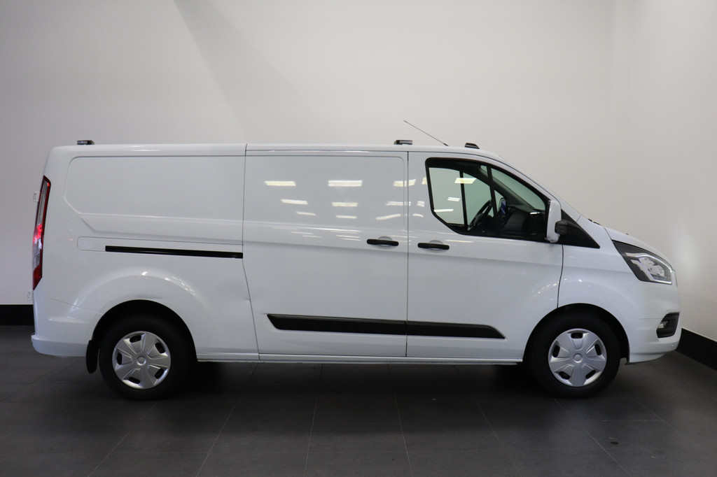 Ford Transit Custom 2.0 TDCI 130PK L2 EURO 6 - Airco - Navi - Cruise - €12.950,- Excl. 11