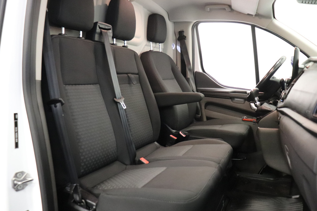 Ford Transit Custom 2.0 TDCI 130PK L2 EURO 6 - Airco - Navi - Cruise - €12.950,- Excl. 4