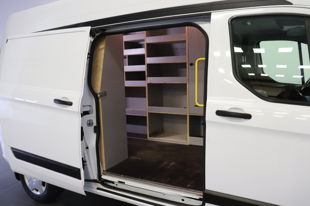 Ford Transit Custom 2.0 TDCI 130 PK L2H2 EURO 6 - Airco - Cruise - Camera - € 13.950,- Excl. 17