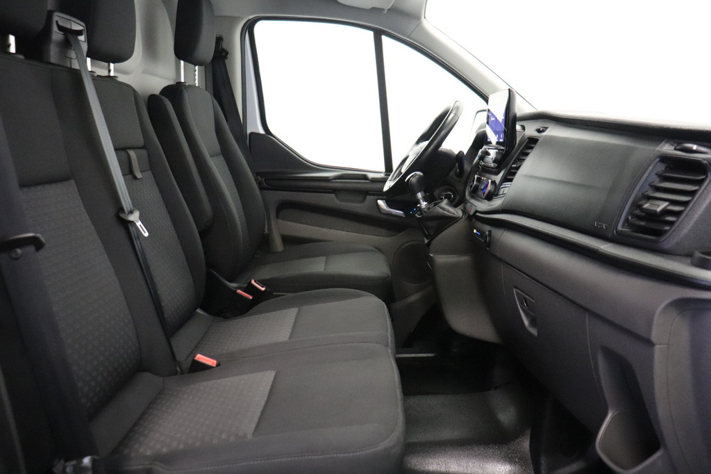 Ford Transit Custom 2.0 TDCI 130 PK L2H2 EURO 6 - Airco - Cruise - Camera - € 13.950,- Excl. 5