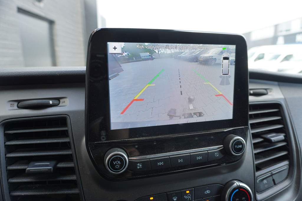 Ford Transit Custom 2.0 TDCI 130PK L2H2 EURO 6 - Airco - Navi - Cruise - â¬14.900,- Excl. 12