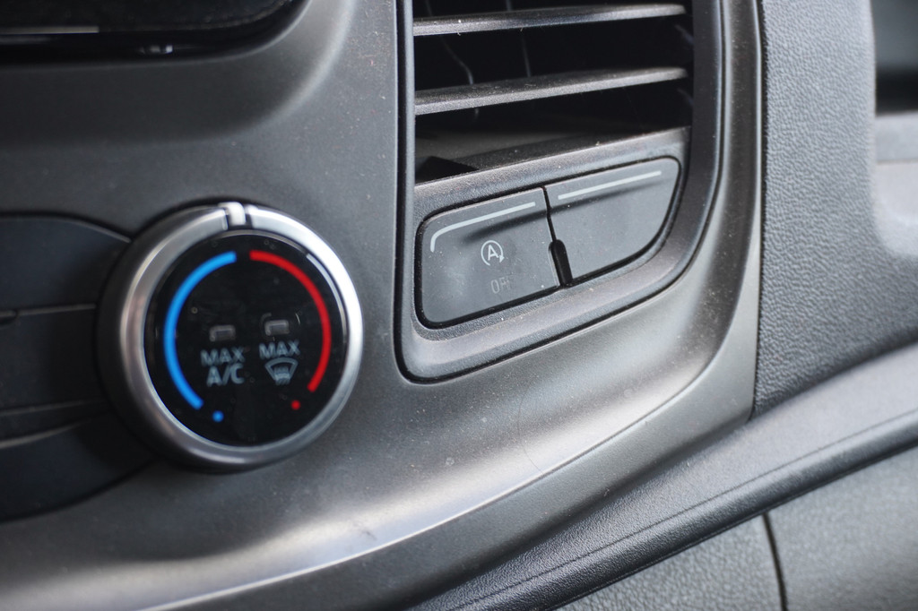 Ford Transit Custom 2.0 TDCI 130PK L2H2 EURO 6 - Airco - Navi - Cruise - â¬14.900,- Excl. 14