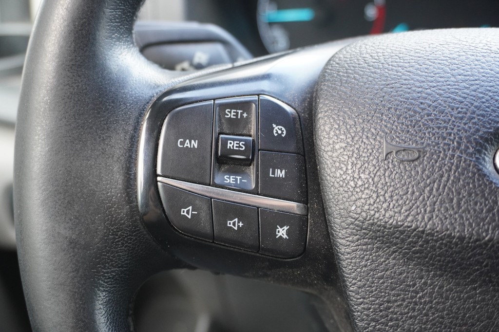 Ford Transit Custom 2.0 TDCI 130PK L2H2 EURO 6 - Airco - Navi - Cruise - â¬14.900,- Excl. 17