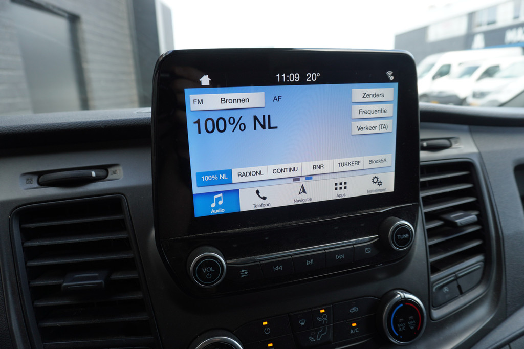 Ford Transit Custom 2.0 TDCI 130PK L2H2 EURO 6 - Airco - Navi - Cruise - â¬14.900,- Excl. 9