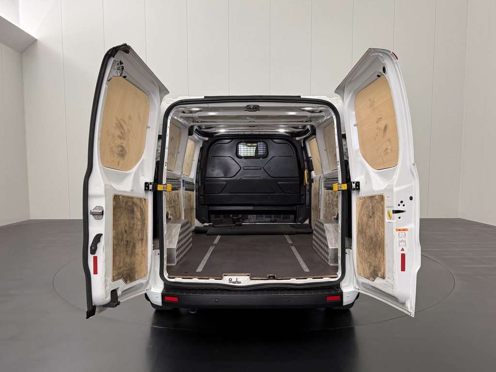Ford Transit Custom 2.0TDCI 130PK Lang | Euro 6 | Airco | Cruise | 3-Zits 4