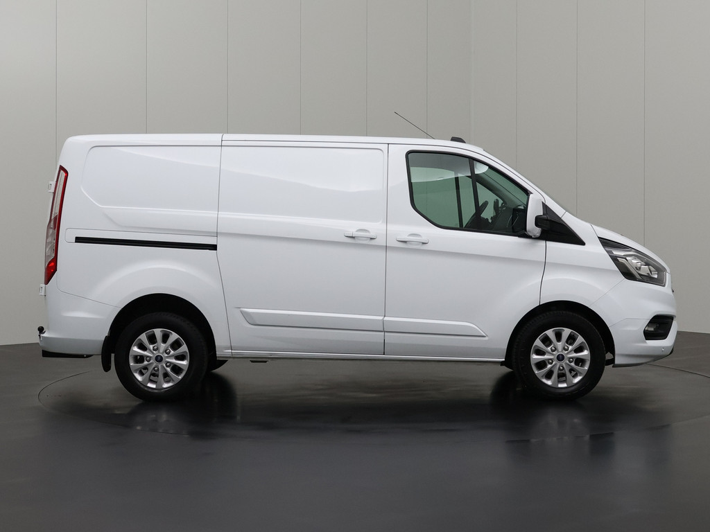 Ford Transit Custom 2.0TDCI 130PK Limited | 2xSchuifdeur | Multimedia | Camera | Trekhaak | 3-Persoons 13