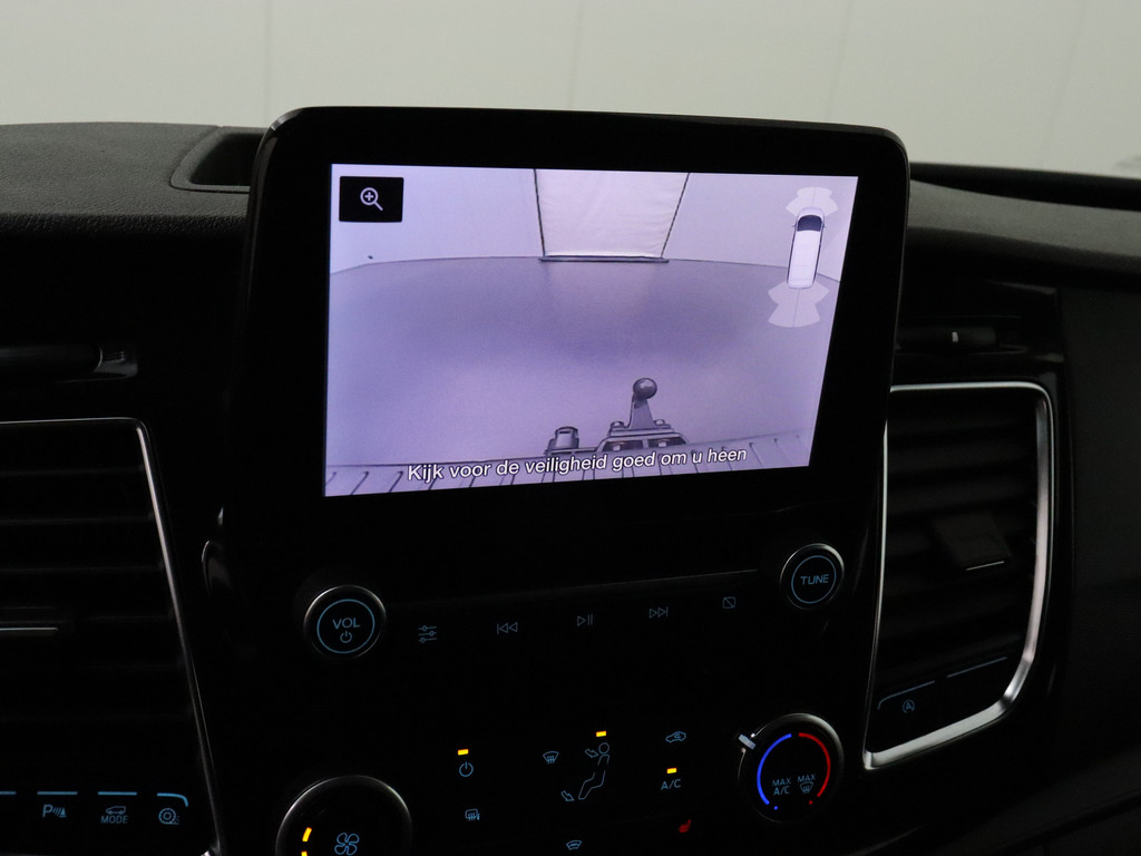 Ford Transit Custom 2.0TDCI 130PK Limited | 2xSchuifdeur | Multimedia | Camera | Trekhaak | 3-Persoons 17