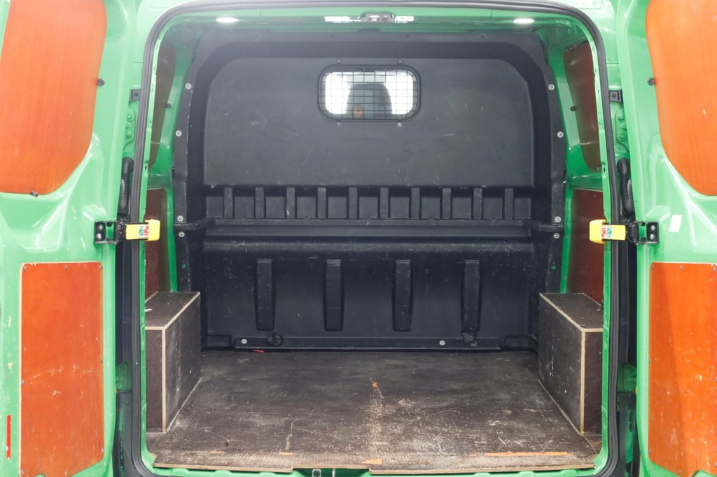 Ford Transit Custom 2.0 TDCI 130pk E6 L2H1 Trend D.C. 2x Schuifdeur/Airco/Navi 10-2018 7