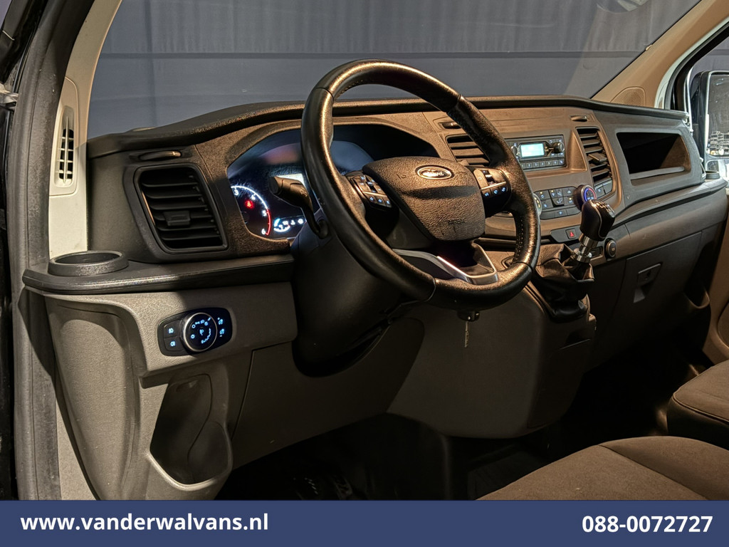Ford Transit Custom 2.0 TDCI 130pk L1H1 Euro6 Airco | LED | 2500kg Trekhaak | Cruisecontrol | Verwarmde voorruit Parkeersensoren, Bijrijdersbank 14