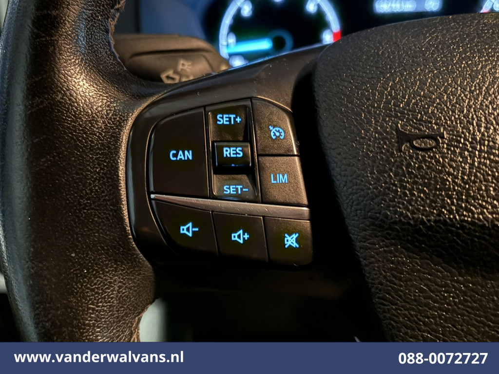 Ford Transit Custom 2.0 TDCI 130pk L1H1 Euro6 Airco | LED | 2500kg Trekhaak | Cruisecontrol | Verwarmde voorruit Parkeersensoren, Bijrijdersbank 4