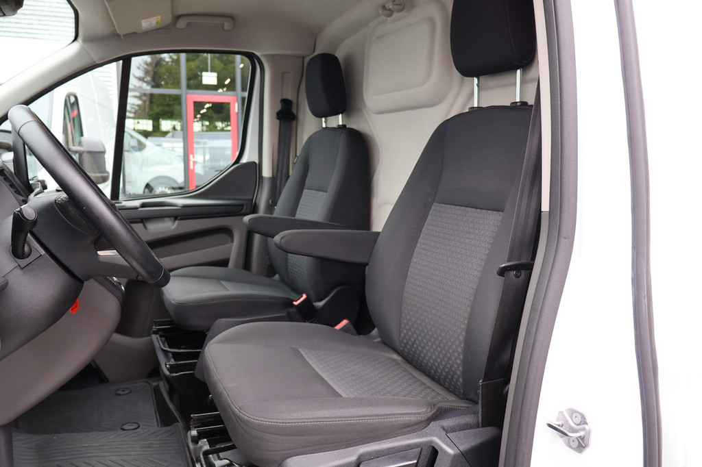 Ford Transit Custom 2.0 TDCI 130pk L1 H1 Trend Automaat 2