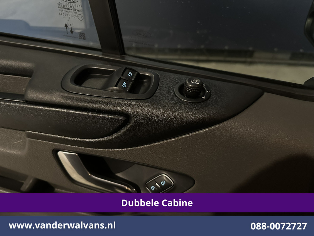 Ford Transit Custom 2.0 TDCI 130pk L2H1 Dubbele Cabine Euro6 inrichting | Airco | 6-Zits | LED | Cruisecontrol | Parkeersensoren Achterklep, 2800kg Trekvermogen 18
