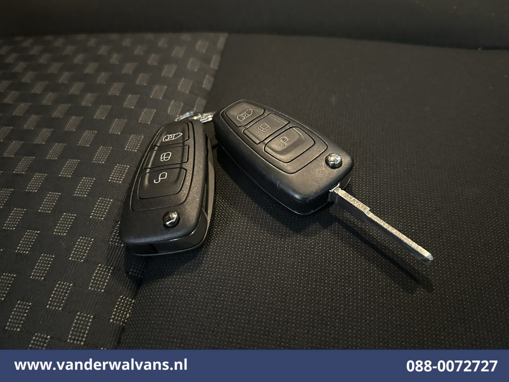 Ford Transit Custom 2.0 TDCI 130pk L2H1 Euro6 Airco | Android Auto | Stoelverwarming | Cruisecontrol | Parkeersensoren 2800kg trekvermogen, verwarmde voorruit, bijrijdersbank, LED 9