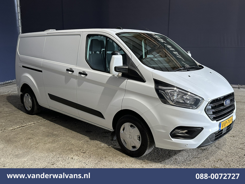 Ford Transit Custom 2.0 TDCI 130pk L2H1 Euro6 Airco | Camera | 2800kg Trekhaak | LED | Android Auto Cruisecontrol, Verwarmde voorruit, Stoelverwarming, Parkeersensoren, Bijrijdersbank 10