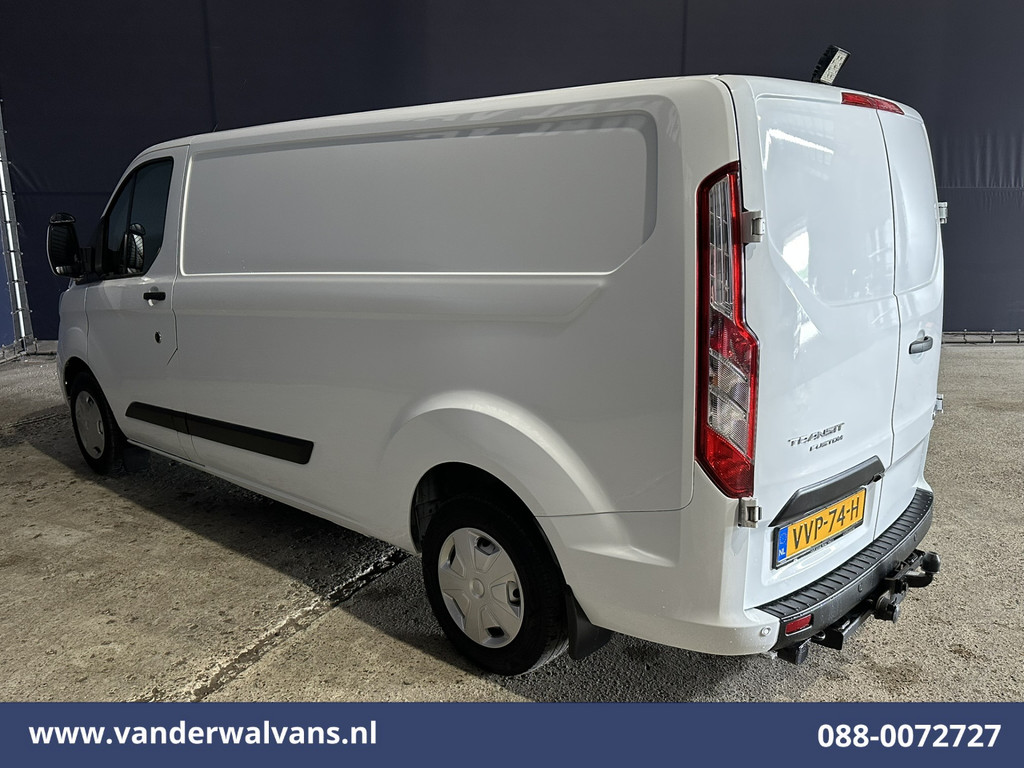 Ford Transit Custom 2.0 TDCI 130pk L2H1 Euro6 Airco | Camera | 2800kg Trekhaak | LED | Android Auto Cruisecontrol, Verwarmde voorruit, Stoelverwarming, Parkeersensoren, Bijrijdersbank 11