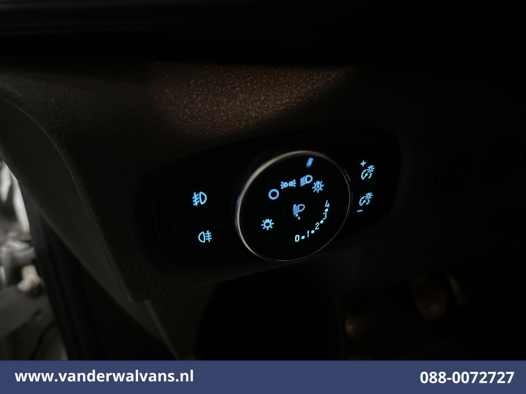 Ford Transit Custom 2.0 TDCI 130pk L2H1 Euro6 Airco | Camera | Apple Carplay | LED | Cruisecontrol | 2800kg Trekhaak Android Auto, Stoelverwarming, Verwarmde voorruit, Parkeersensoren 17