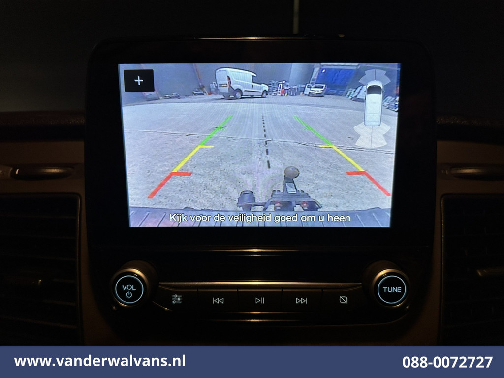 Ford Transit Custom 2.0 TDCI 130pk L2H1 Euro6 Airco | Camera | Apple Carplay | LED | Cruisecontrol | 2800kg Trekhaak Android Auto, Stoelverwarming, Verwarmde voorruit, Parkeersensoren 2