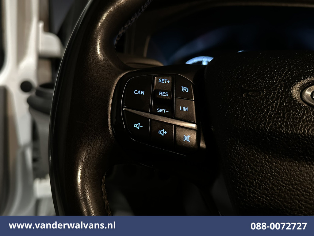 Ford Transit Custom 2.0 TDCI 130pk L2H1 Euro6 Airco | Camera | Apple Carplay | LED | Cruisecontrol | 2800kg Trekhaak Android Auto, Stoelverwarming, Verwarmde voorruit, Parkeersensoren 6