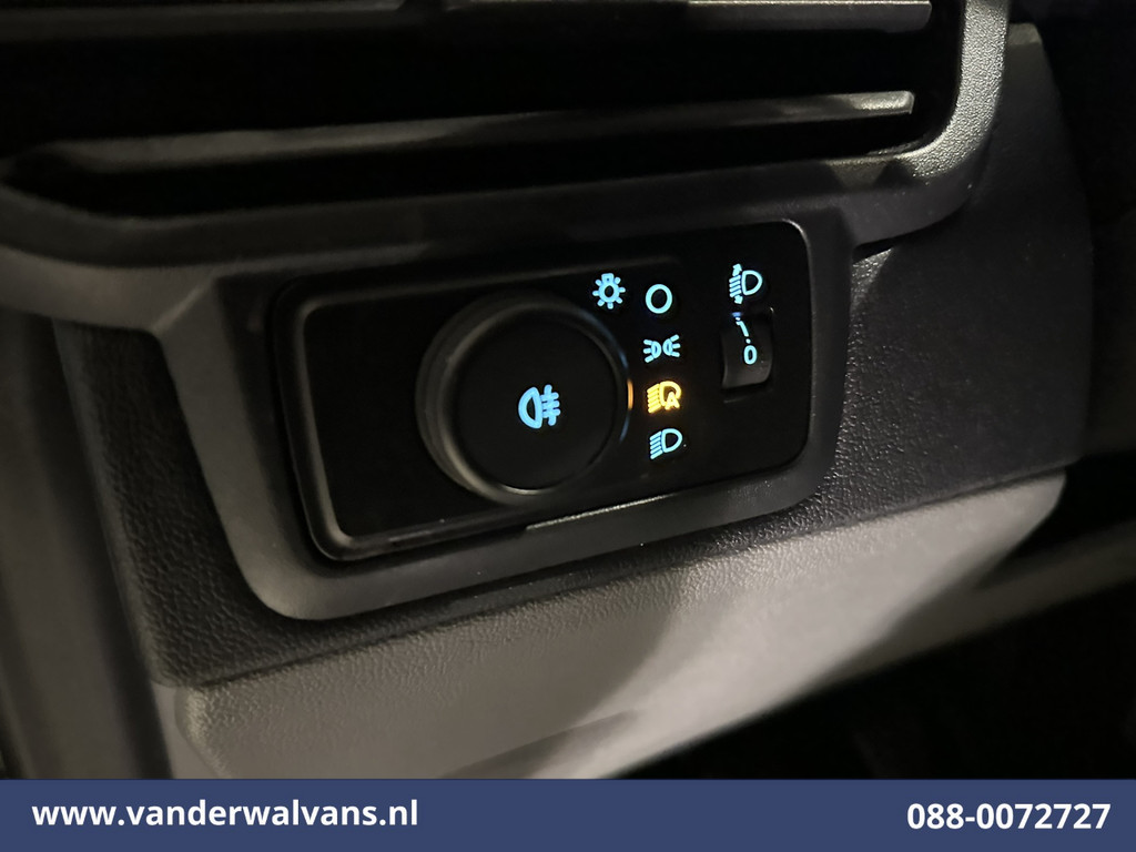 Ford Transit Custom 2.0 TDCI 130pk L2H1 Euro6 Airco | Camera | LED | Cruisecontrol | Verwarmde voorruit Parkeersensoren, Bijrijdersbank 17