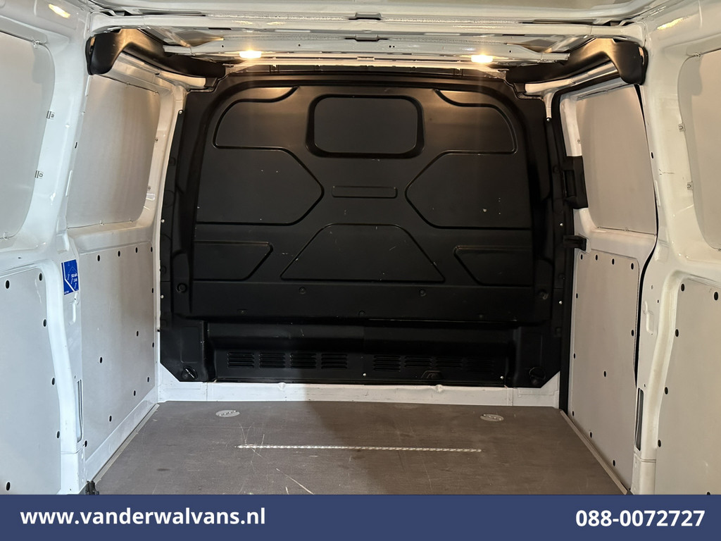 Ford Transit Custom 2.0 TDCI 130pk L2H1 Euro6 Airco | Multimedia scherm | 2800kg Trekhaak | Stoelverwarming | Cruisecontrol | Parkeersensoren, bijrijdersbank, verwarmde voorruit 15