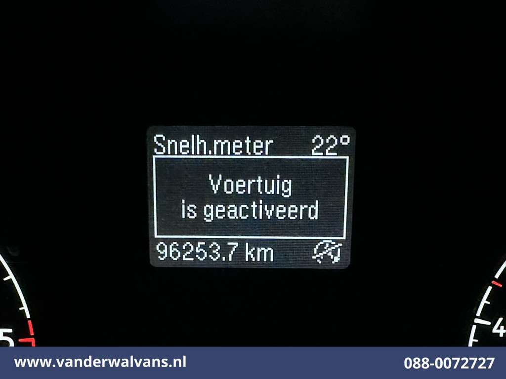 Ford Transit Custom 2.0 TDCI 130pk L2H1 Euro6 Airco | Multimedia scherm | 2800kg Trekhaak | Stoelverwarming | Cruisecontrol | Parkeersensoren, bijrijdersbank, verwarmde voorruit 18