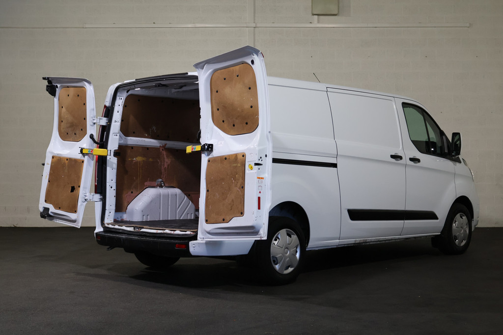 Ford Transit Custom 2.0 TDCI 130pk L2 H1 Trend Airco Camera Apple Carplay 10