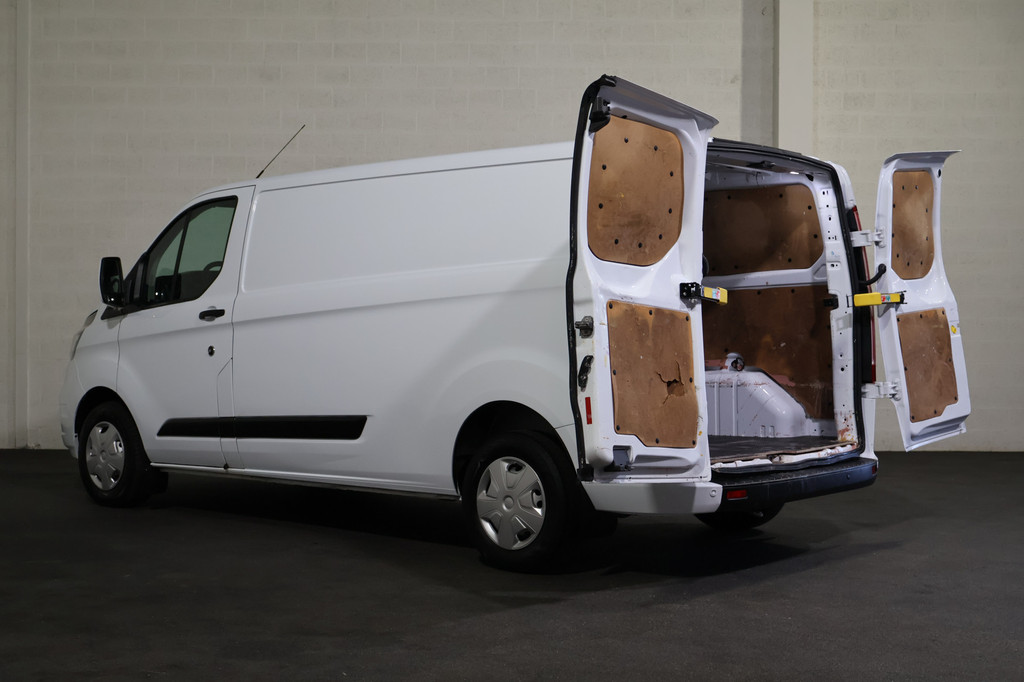 Ford Transit Custom 2.0 TDCI 130pk L2 H1 Trend Airco Camera Apple Carplay 12