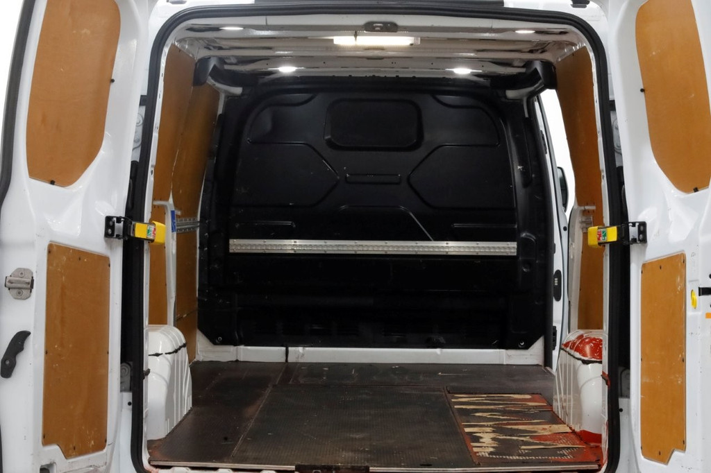 Ford Transit Custom 2.0 TDCI 130pk L2H1 Trend Airco/Navi/Camera Trekhaak 2800kg 07-2023 5