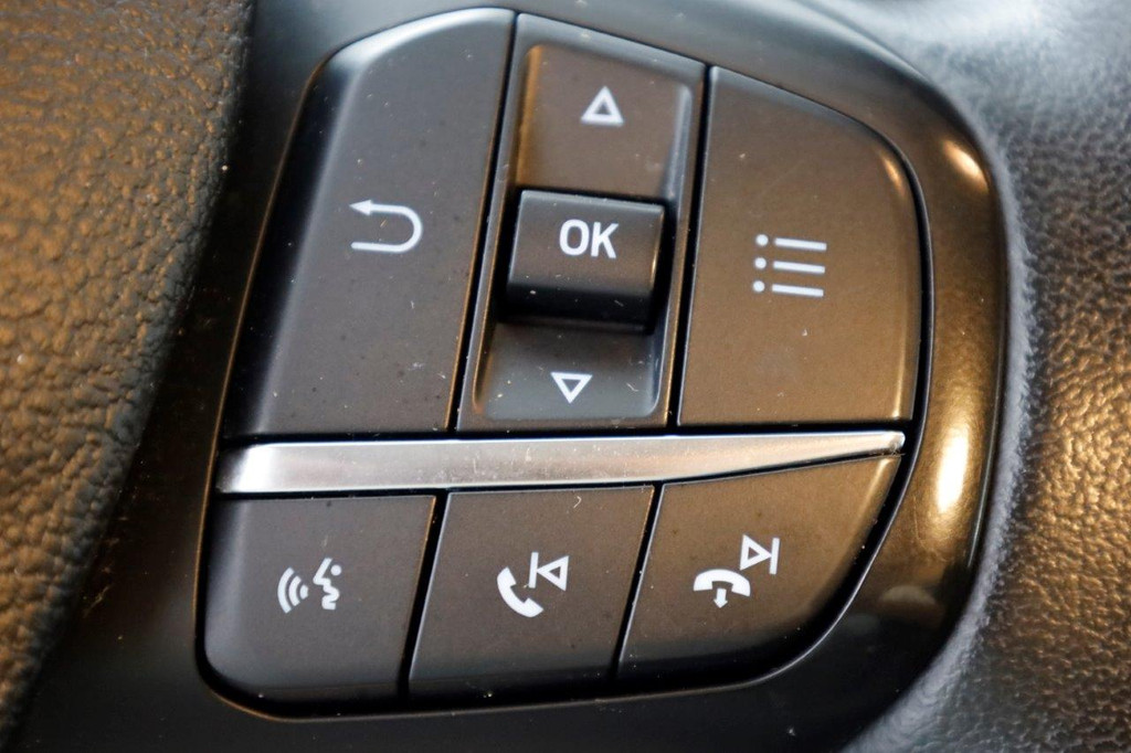 Ford Transit Custom 2.0 TDCI 130pk L2H1 Trend Camera/Carplay 06-2022 18