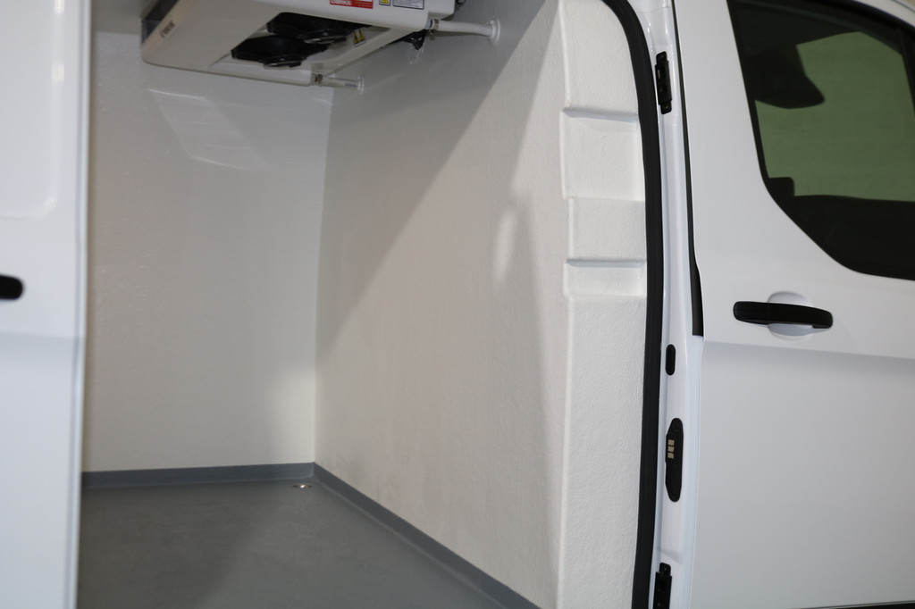 Ford Transit Custom 2.0 TDCI 130pk L2 H1 Trend Koelwagen Automaat Airco Camera Apple Carplay 17