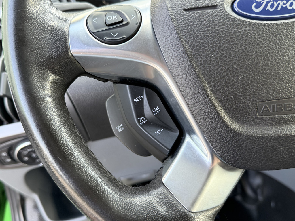 Ford Transit Custom 2.0 TDCI 131 PK E6 / L2H1 / 1e EIG. / 2.6 TONS TREKHAAK / AIRCO / CRUISE / NAVI / PDC 10