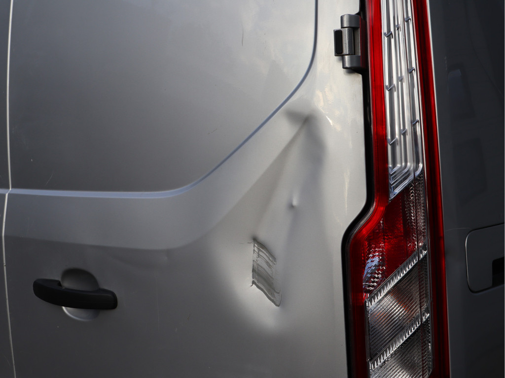 Ford Transit Custom 2.0 TDCI 131pk Euro 6 - Schuifdr. L+R - Trekhaak - Imperiaal - Navi - APK 18
