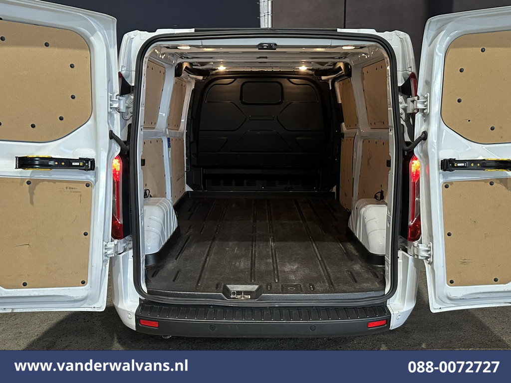 Ford Transit Custom 2.0 TDCI 131pk L2H1 Euro6 Airco | Apple Carplay | LED | Cruisecontrol | Stoelverwarming Verwarmde voorruit, Parkeersensoren, Bijrijdersbank, 2800kg trekvermogen 12