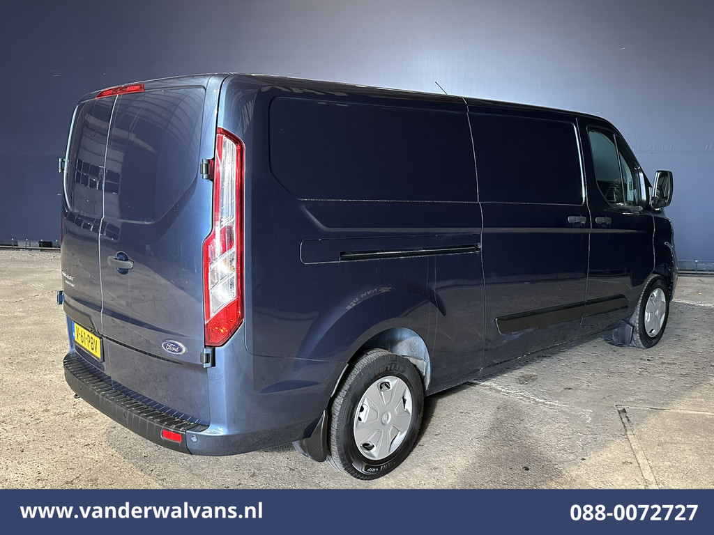 Ford Transit Custom 2.0 TDCI 131pk L2H1 Euro6 Airco | Camera | LED | Cruisecontrol | Verwarmde voorruit Parkeersensoren, Bijrijdersbank, 2800kg trekvermogen 10