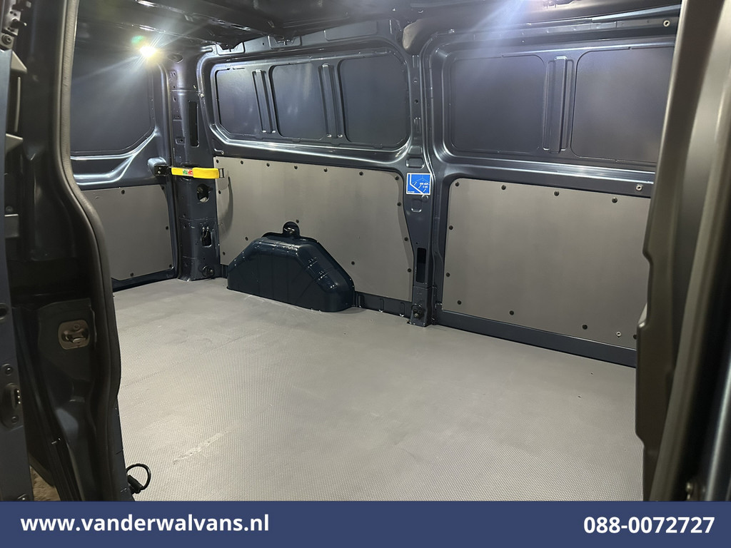 Ford Transit Custom 2.0 TDCI 131pk L2H1 Euro6 Airco | Camera | LED | Cruisecontrol | Verwarmde voorruit Parkeersensoren, Bijrijdersbank, 2800kg trekvermogen 12