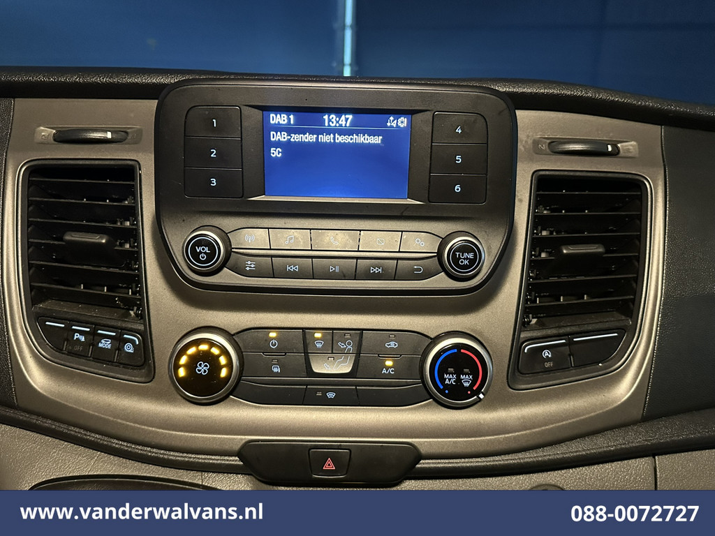 Ford Transit Custom 2.0 TDCI 131pk L2H1 Euro6 Airco | Camera | LED | Cruisecontrol | Verwarmde voorruit Parkeersensoren, Bijrijdersbank, 2800kg trekvermogen 15