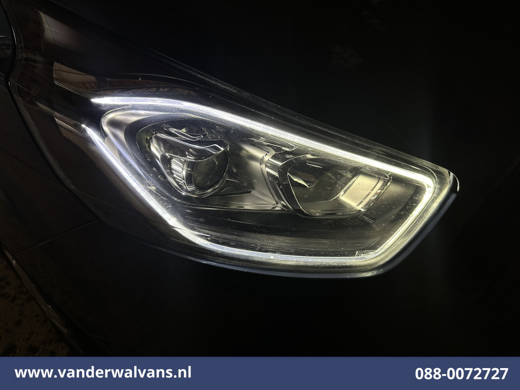 Ford Transit Custom 2.0 TDCI 131pk L2H1 Euro6 Airco | Camera | LED | Cruisecontrol | Verwarmde voorruit Parkeersensoren, Bijrijdersbank, 2800kg trekvermogen 2