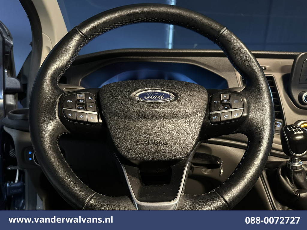 Ford Transit Custom 2.0 TDCI 131pk L2H1 Euro6 Airco | Camera | LED | Cruisecontrol | Verwarmde voorruit Parkeersensoren, Bijrijdersbank, 2800kg trekvermogen 4