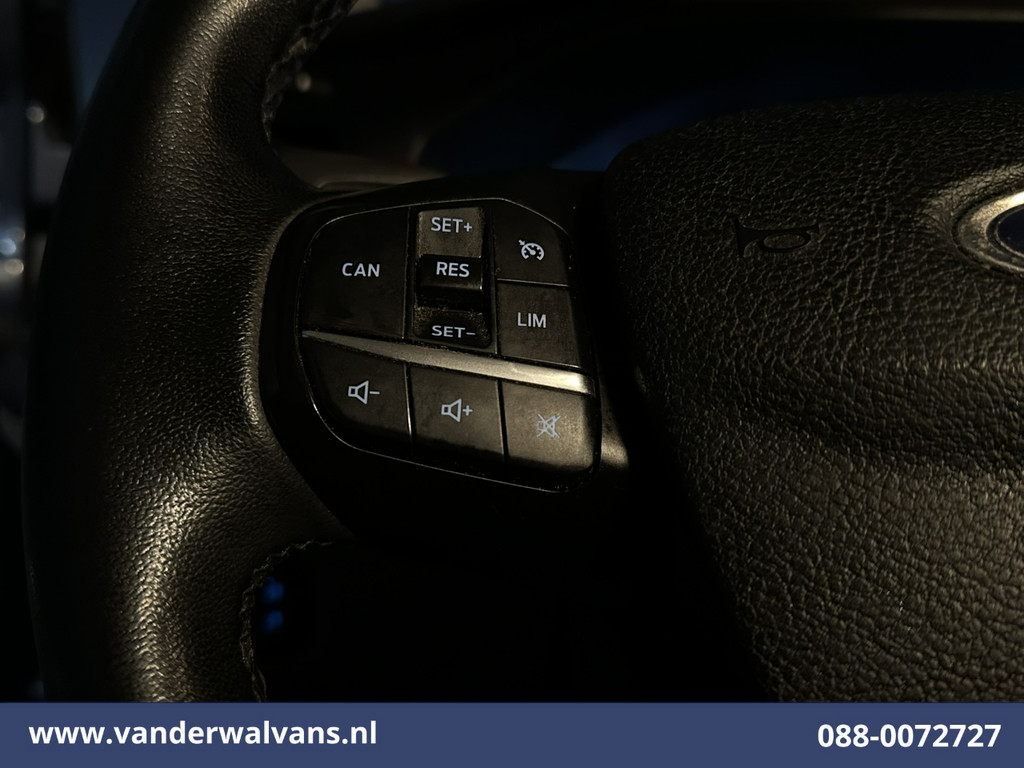 Ford Transit Custom 2.0 TDCI 131pk L2H1 Euro6 Airco | Camera | LED | Cruisecontrol | Verwarmde voorruit Parkeersensoren, Bijrijdersbank, 2800kg trekvermogen 5