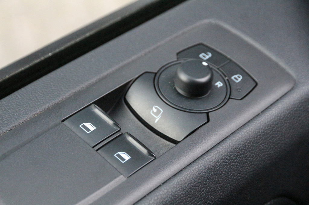 Ford Transit Custom 2.0 TDCI 136 | KAR-edition | LED | Camera | Navi | Clima.. 19