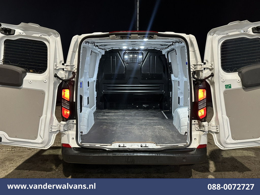 Ford Transit Custom 2.0 TDCI 136pk L1H1 Euro6 Airco | Camera | Apple Carplay | LED | Cruisecontrol Android Auto, Verwarmde voorruit, Parkeersensoren, Bijrijdersbank, 2740kg trekvermogen 12
